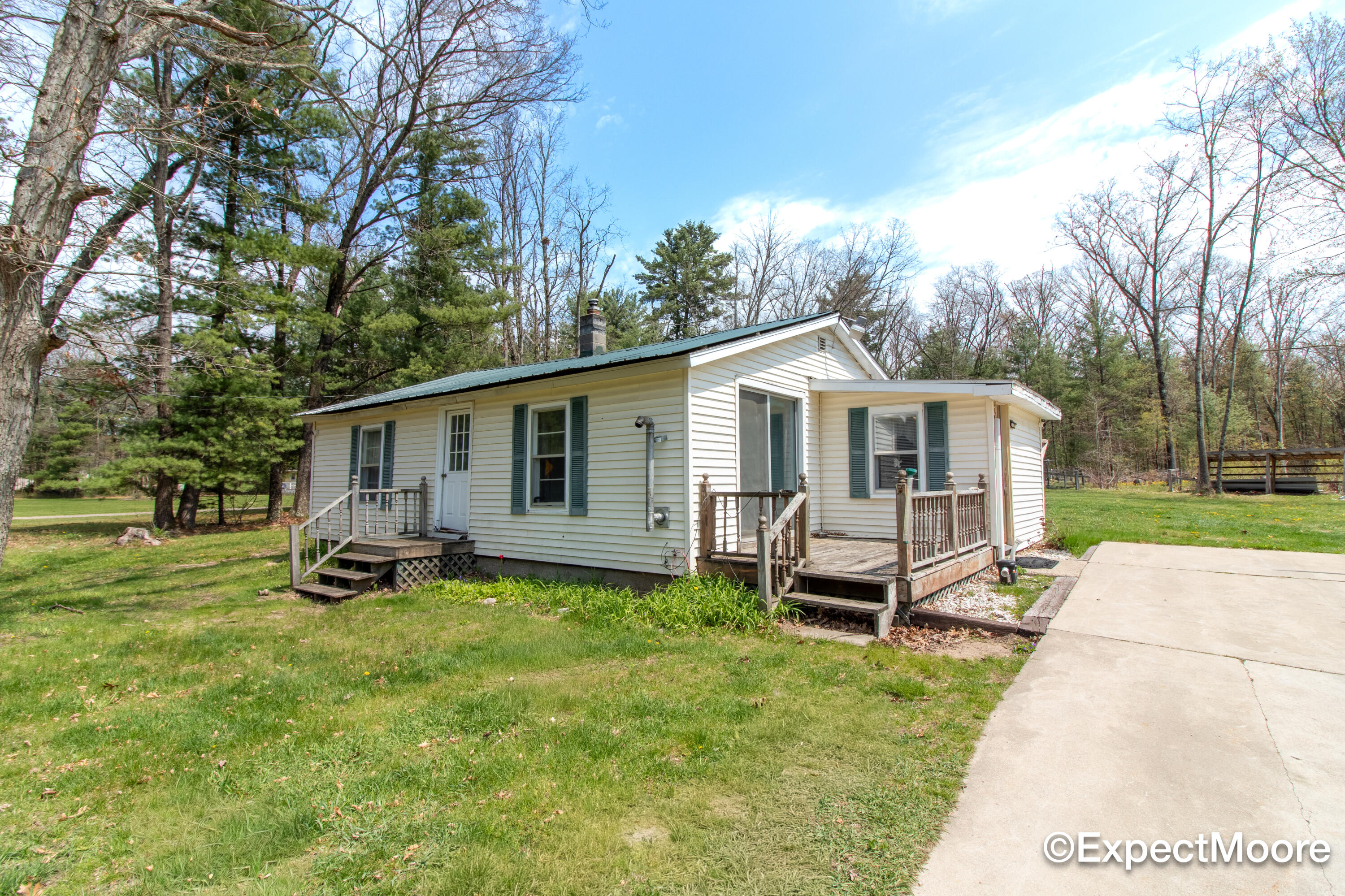 7890 North Maple Hill Road Howard City, MI 49329 - Photo 29 of 33 Howard City-17