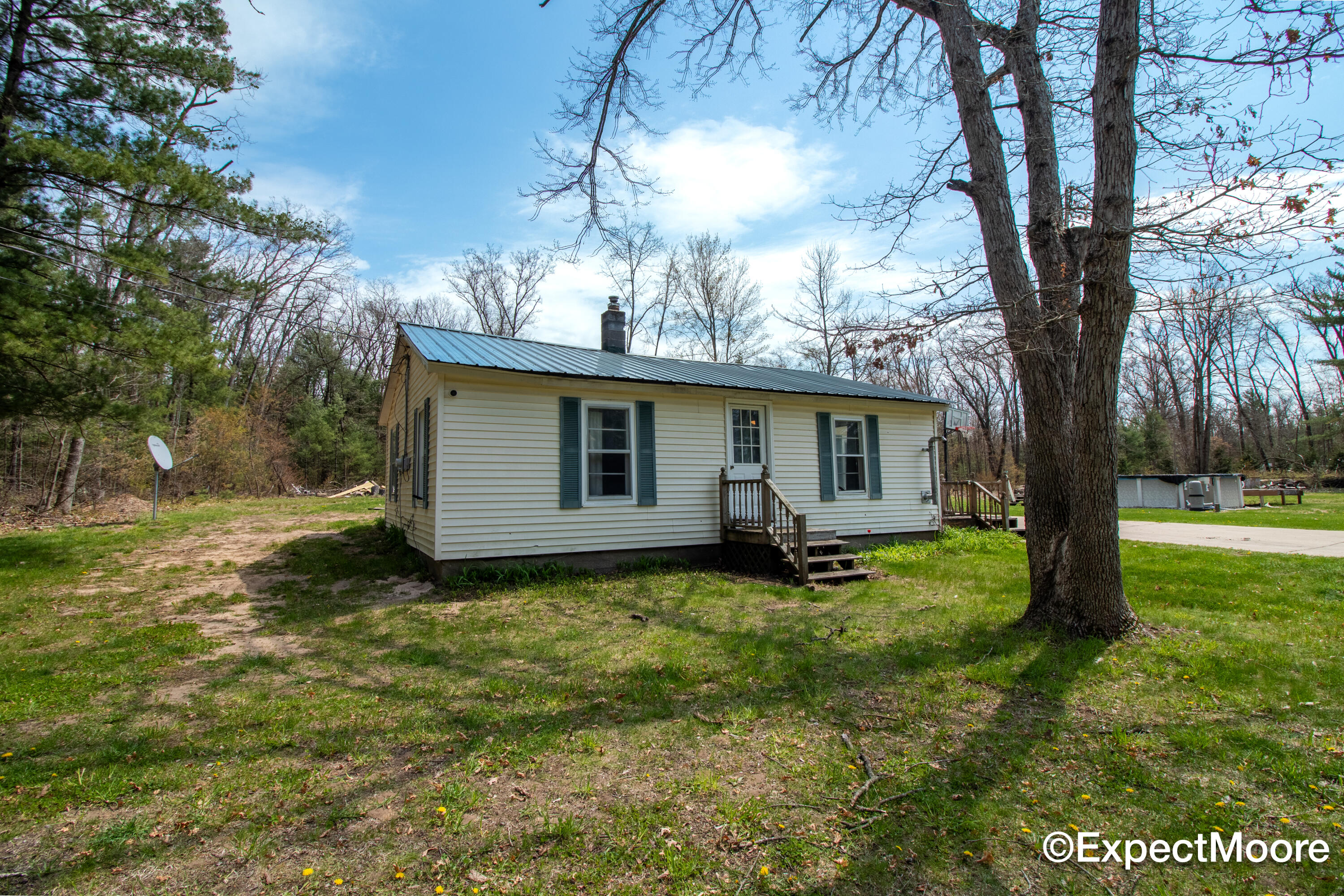 7890 North Maple Hill Road Howard City, MI 49329 - Photo 31 of 33 Howard City-20