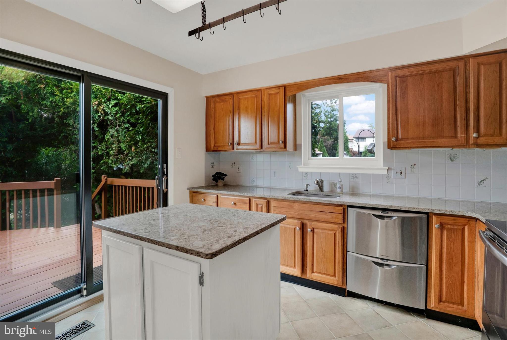 3103 Adams Way Ambler, PA 19002 - Photo 8 of 55