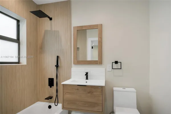 $14,200 | 910 West 47th Court, Miami Beach, FL 33140