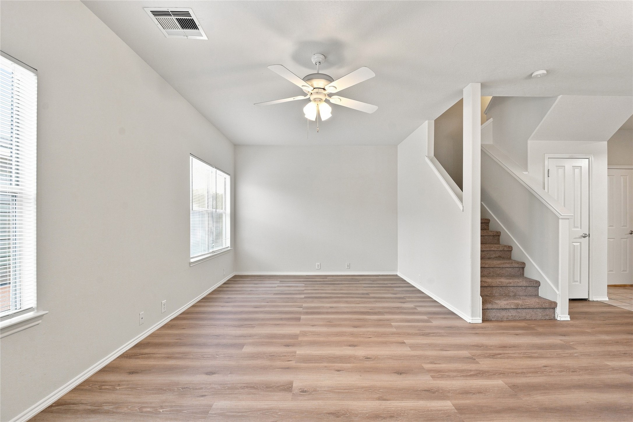 2214 Prairie Forest Trail Spring, TX 77373 - Photo 7 of 24 Gallery Image 7