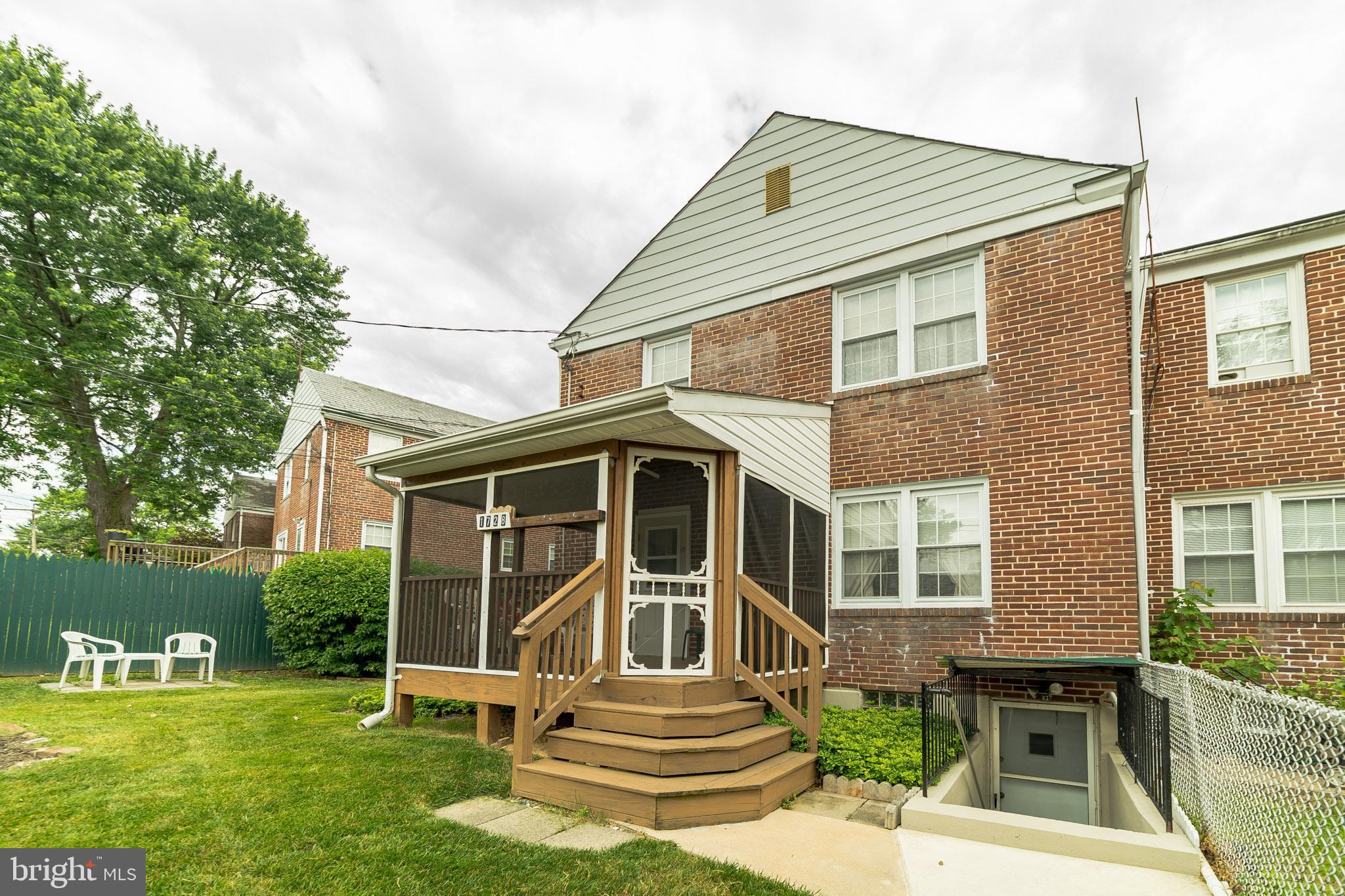 1728 Aberdeen Road Towson, MD 21286 - Photo 4 of 23