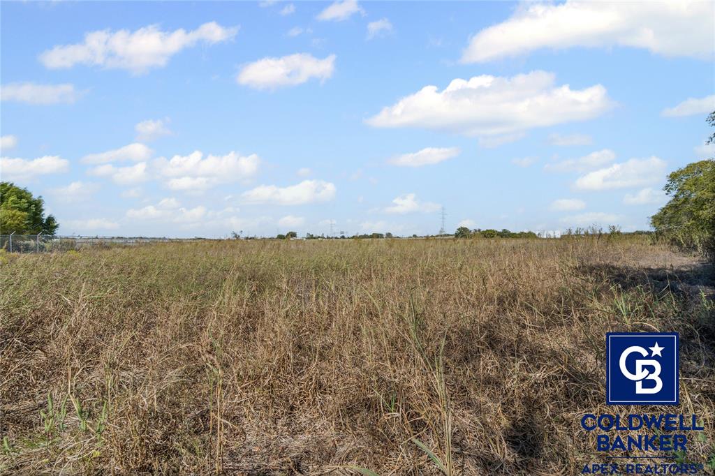 501 Hix Road Cleburne, TX 76031 - Photo 3 of 12 a view of a city