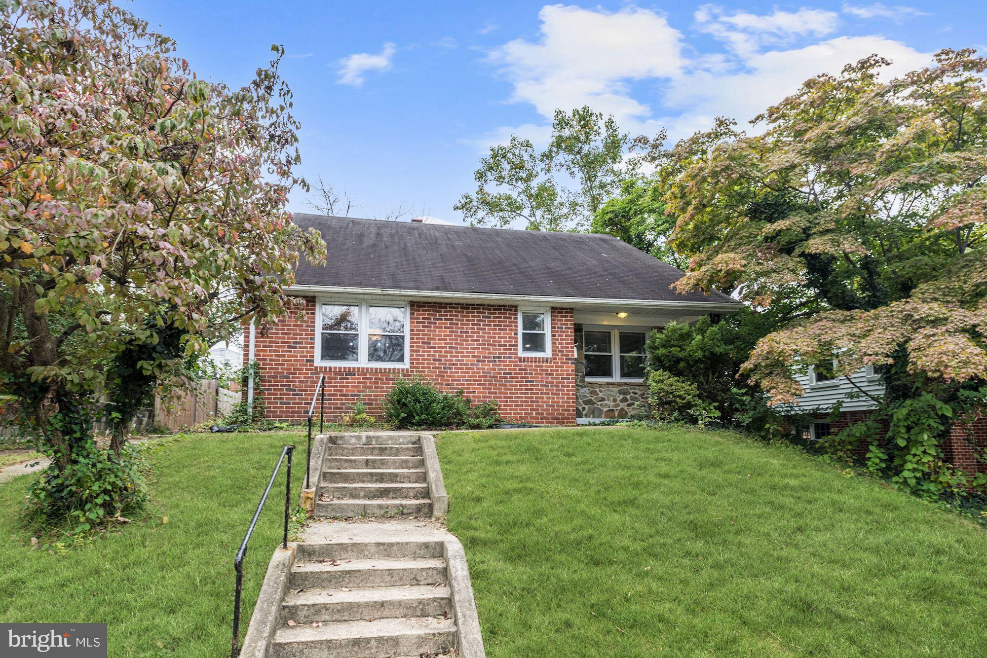 722 Nottingham Road Baltimore, MD 21229 - Photo 2 of 26 722 Nottingham Road