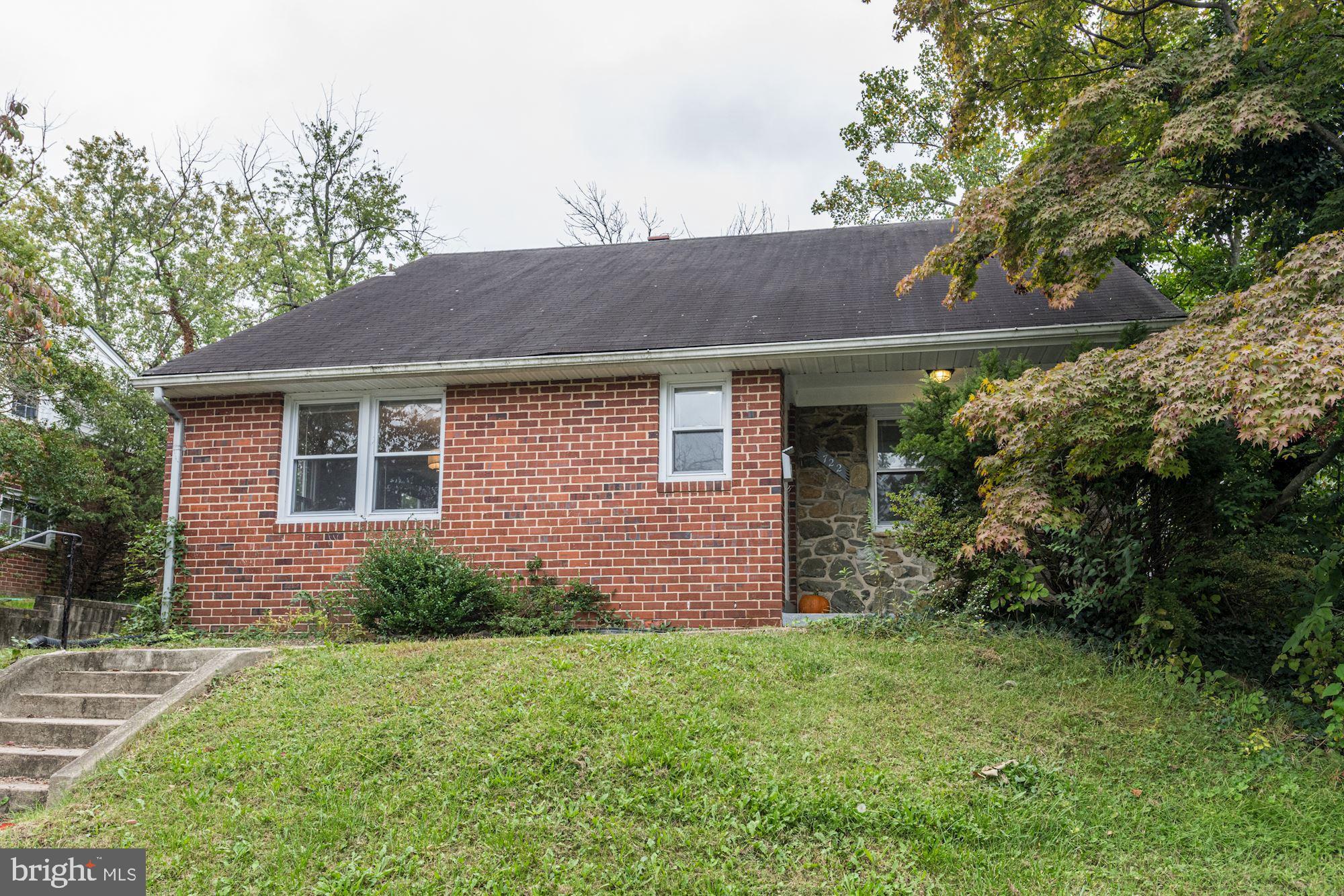 722 Nottingham Road Baltimore, MD 21229 - Photo 3 of 26 722 Nottingham Road