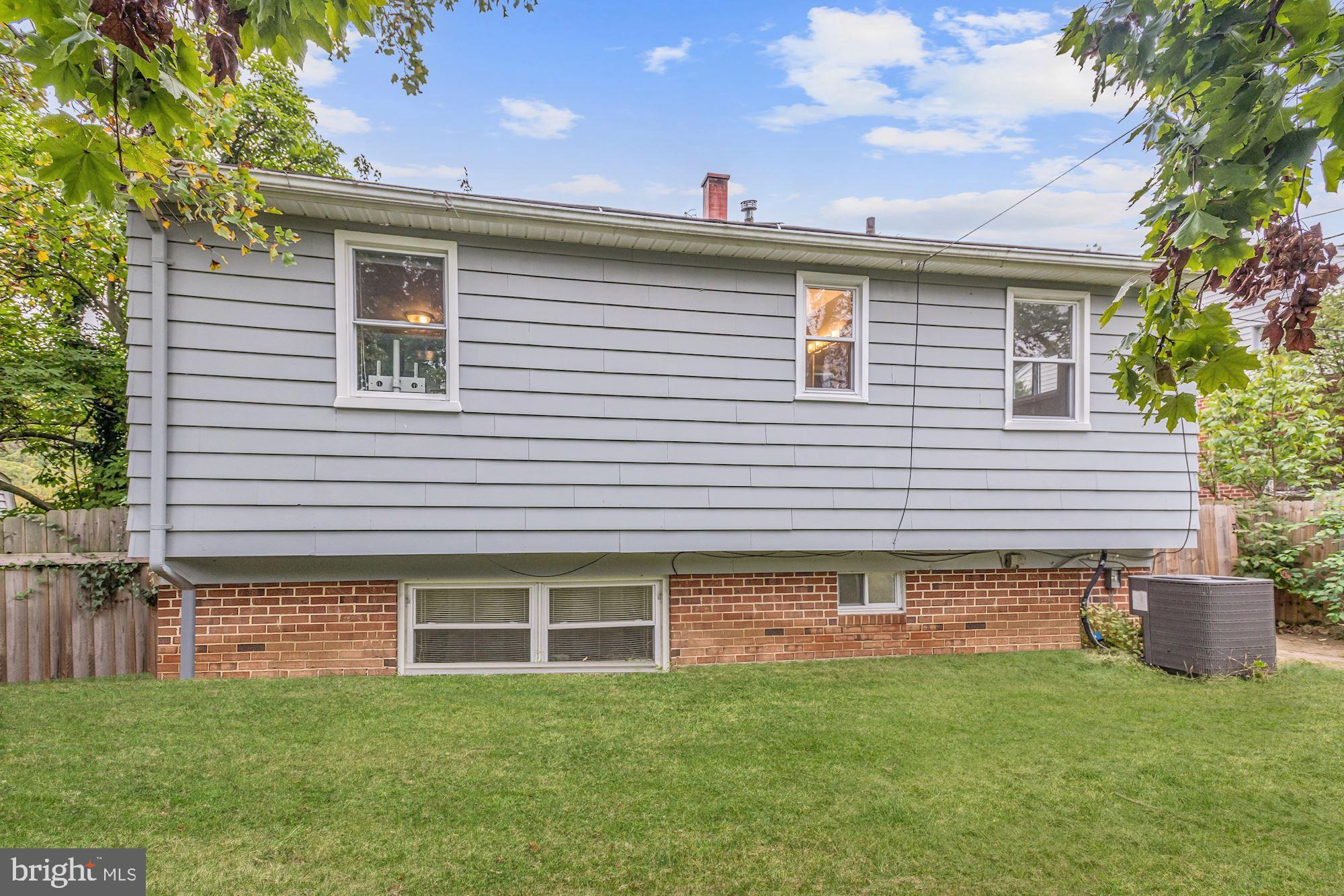 722 Nottingham Road Baltimore, MD 21229 - Photo 24 of 26 Rear Exterior