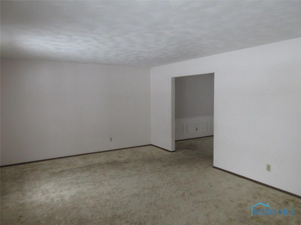 1207 Winghaven Road Maumee, OH 43537 - Photo 3 of 22 Gallery Image 3