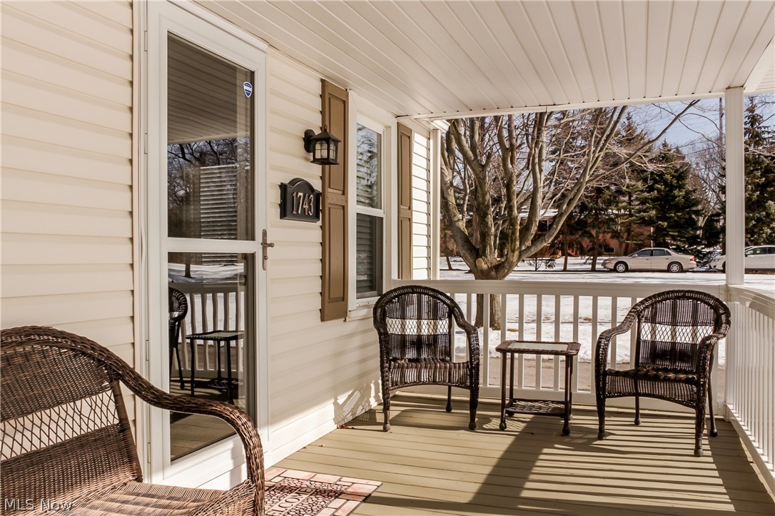 1743 Lillian Road Stow, OH 44224 - Photo 4 of 35 Gallery Image 4