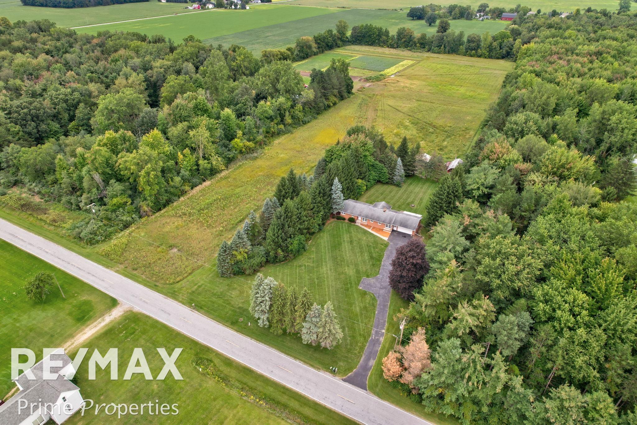 10339 Busch Road Birch Run, MI 48415 - Photo 54 of 70