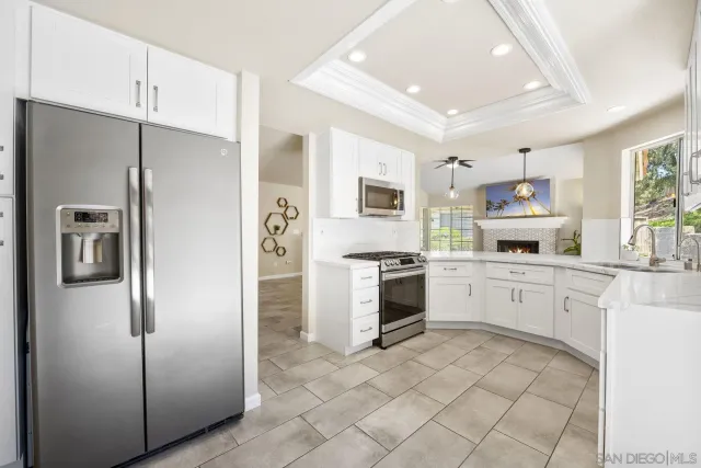 $989,000 | 11781 Caminito De Las Missiones, San Diego, CA 92128