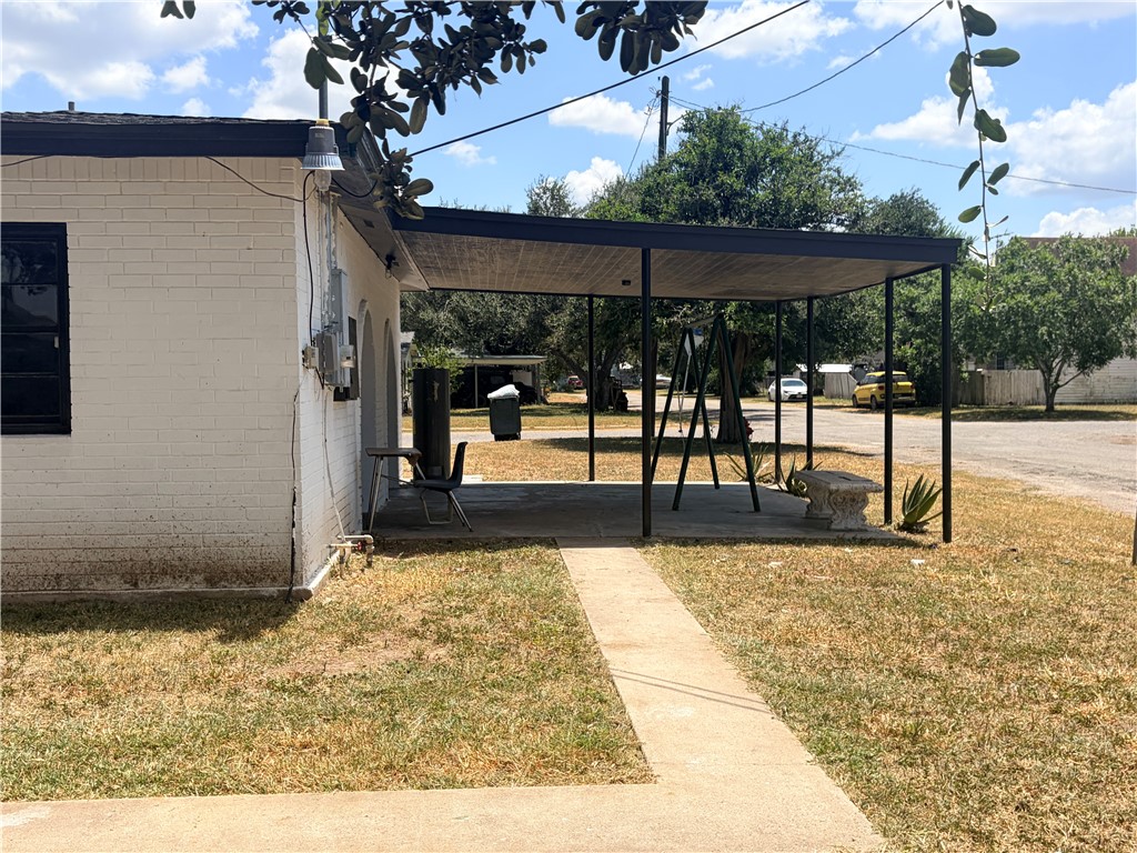 809 Loma Street Alice, TX 78332 - Photo 21 of 24 Gallery Image 21