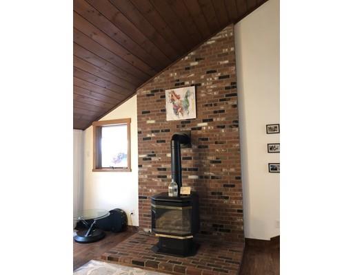 11 North Hillside Road Deerfield, MA 01373 - Photo 17 of 18 Gallery Image 17