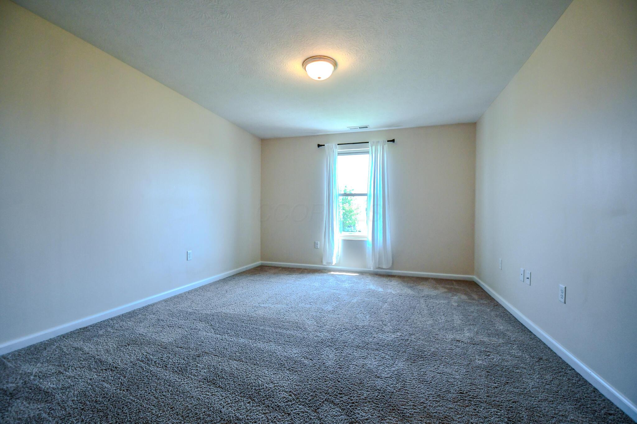 263 Hampton Trail Springfield, OH 45502 - Photo 15 of 29 15