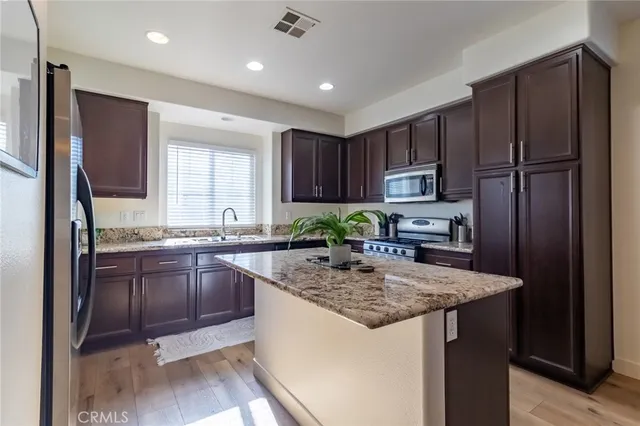 $524,999 | 22331 Blue Lupine Circle, Grand Terrace, CA 92313
