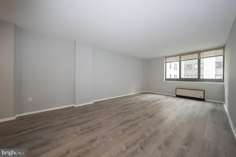 $249,500 | 1420 Locust Street, Unit 7E, Philadelphia, PA 19102