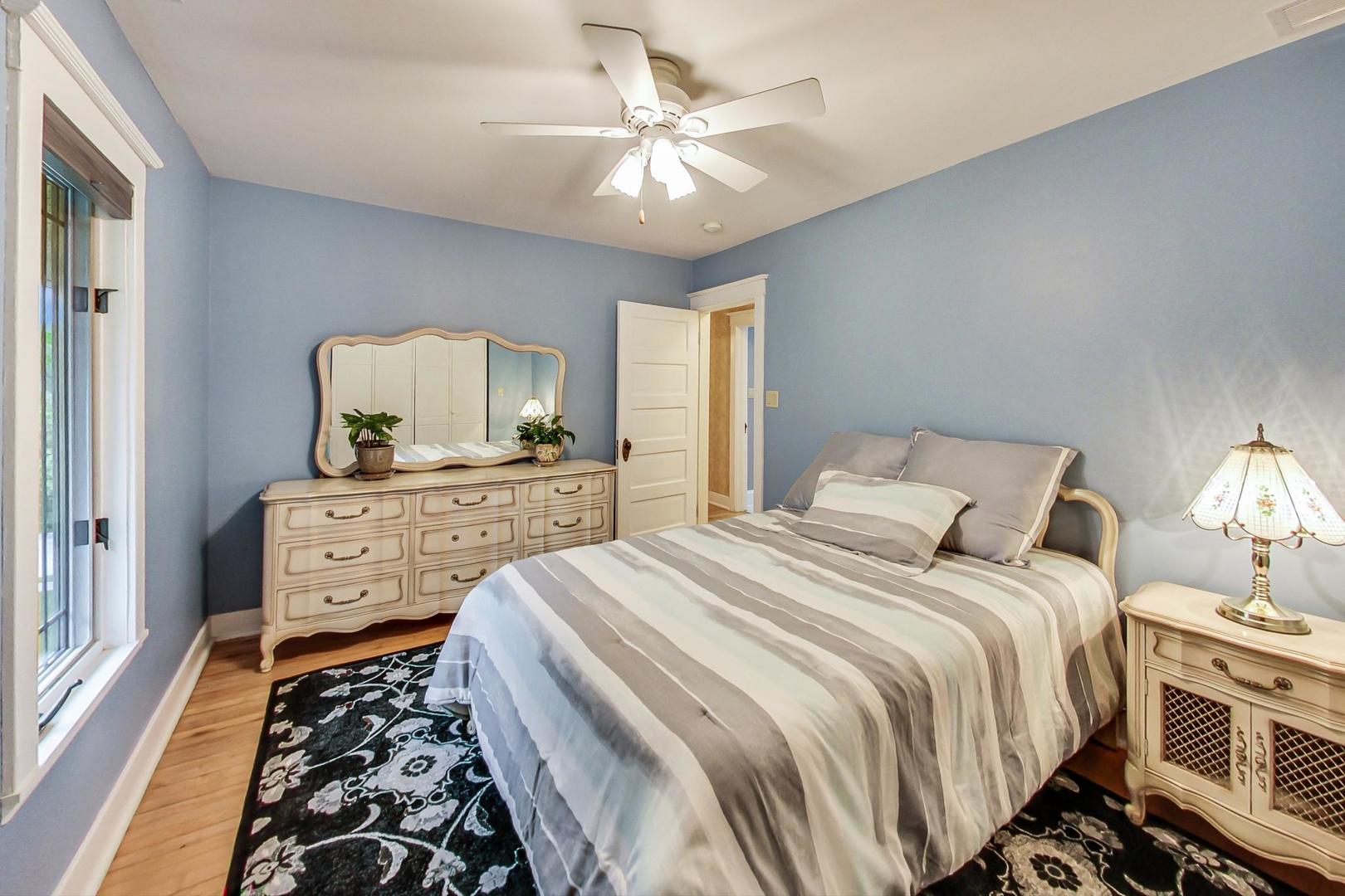 177 Gage Road Riverside, IL 60546 - Photo 28 of 54