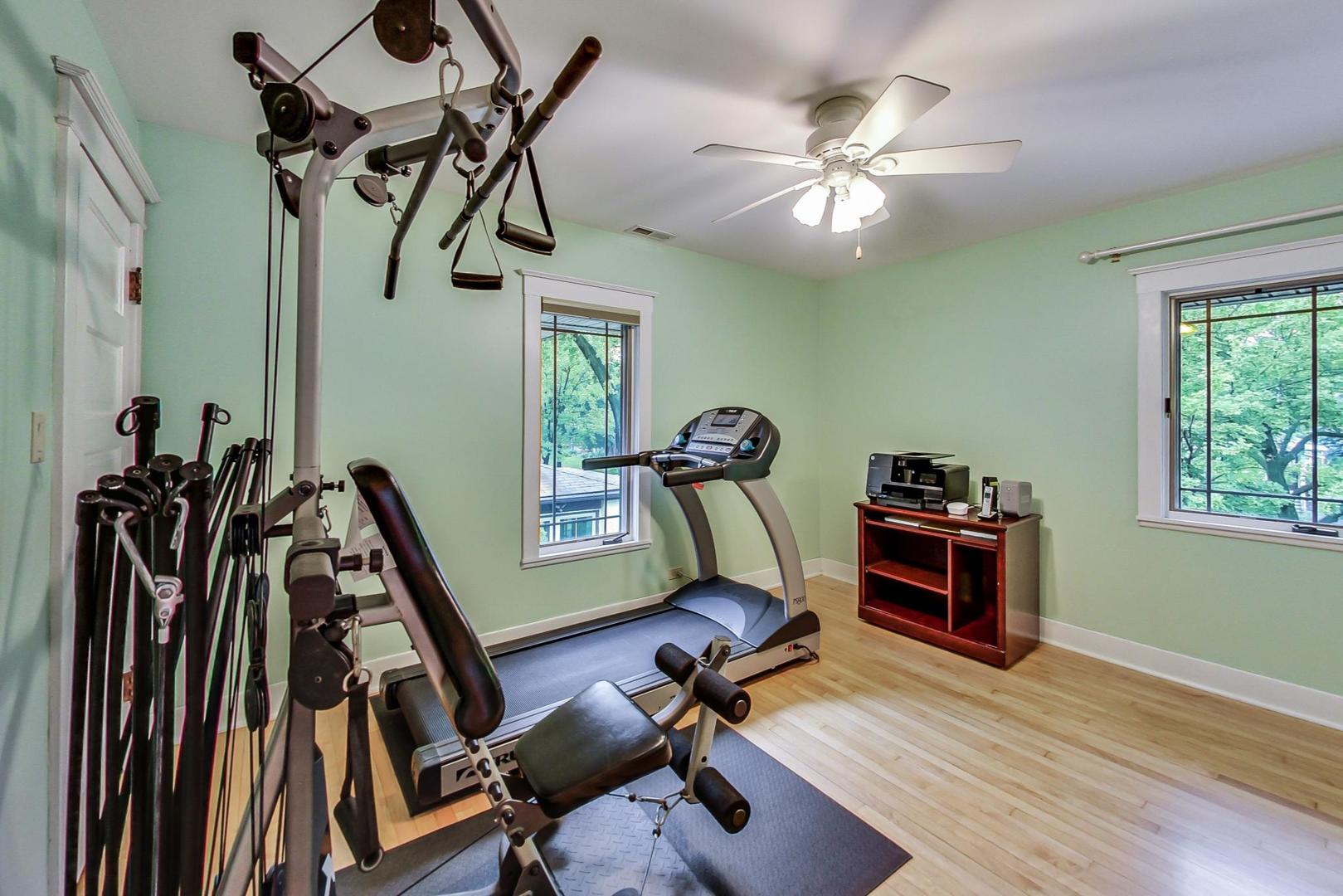 177 Gage Road Riverside, IL 60546 - Photo 33 of 54