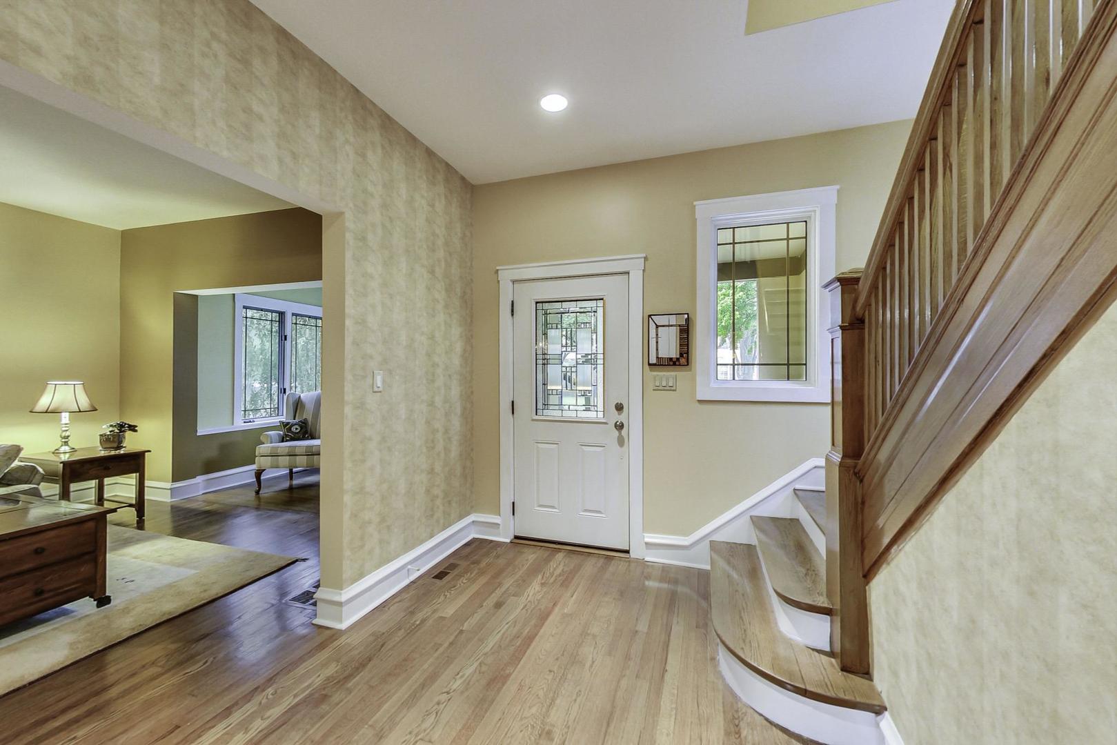 177 Gage Road Riverside, IL 60546 - Photo 6 of 54