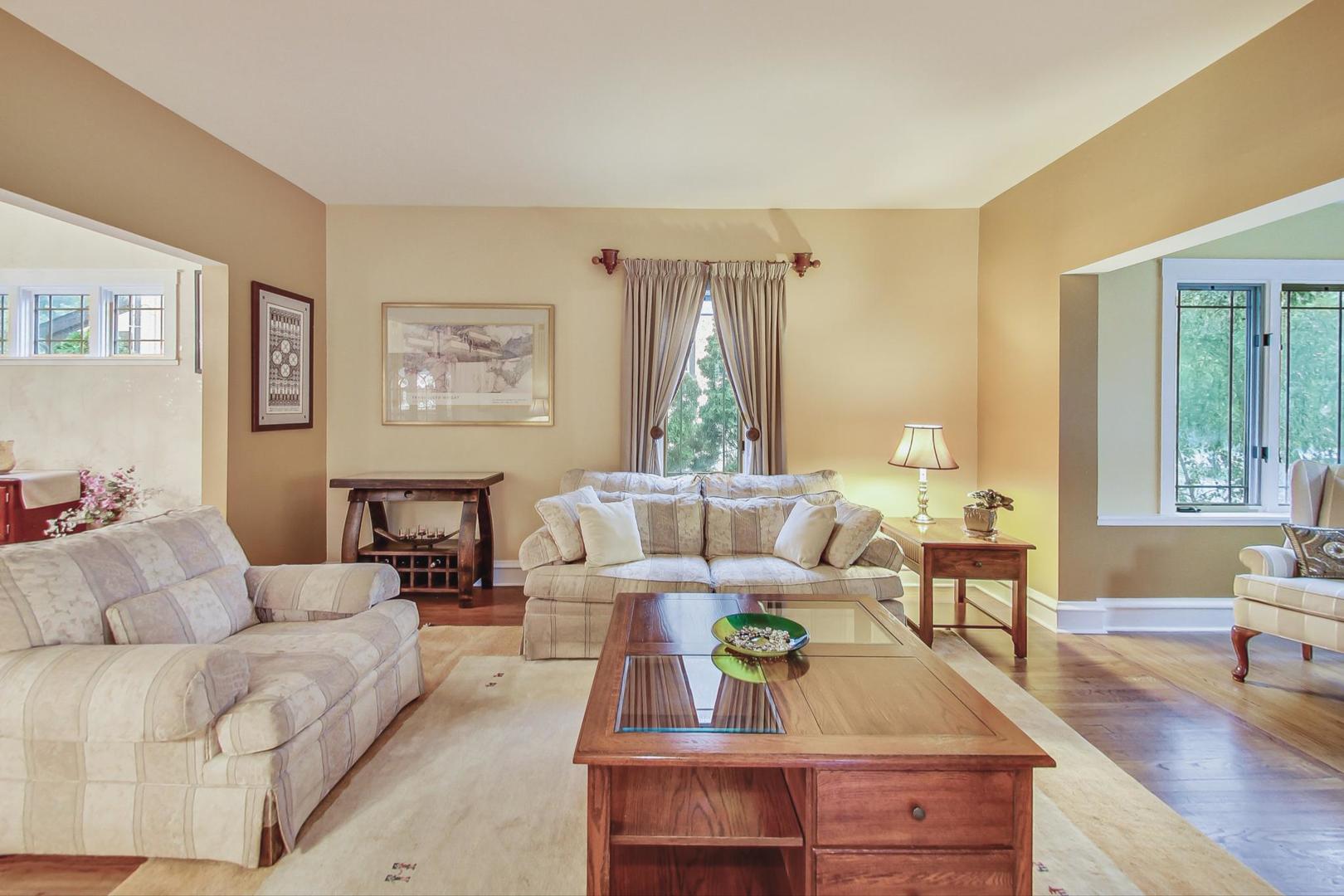 177 Gage Road Riverside, IL 60546 - Photo 7 of 54