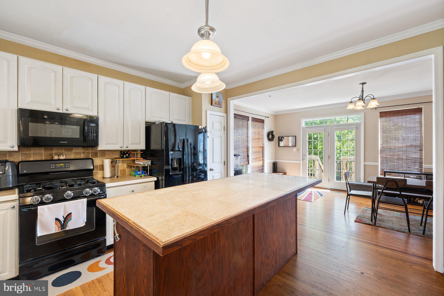 1700 Derrs Square West Frederick, MD 21701 - Photo 32 of 33 Open Floor Plan - Kitchen w/ HUGE island