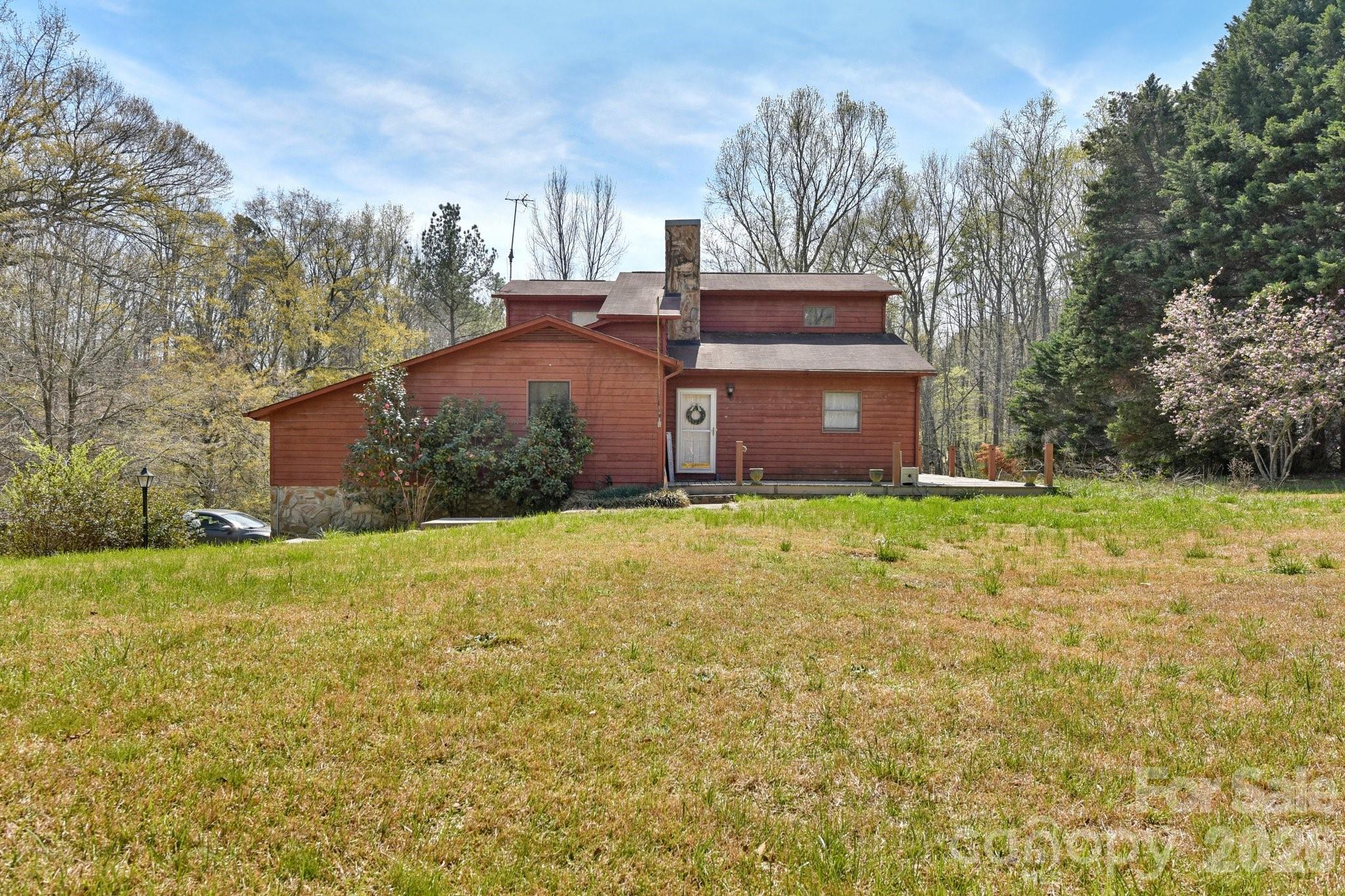 438 Cox Lake Road Stanley, NC 28164 - Photo 2 of 34
