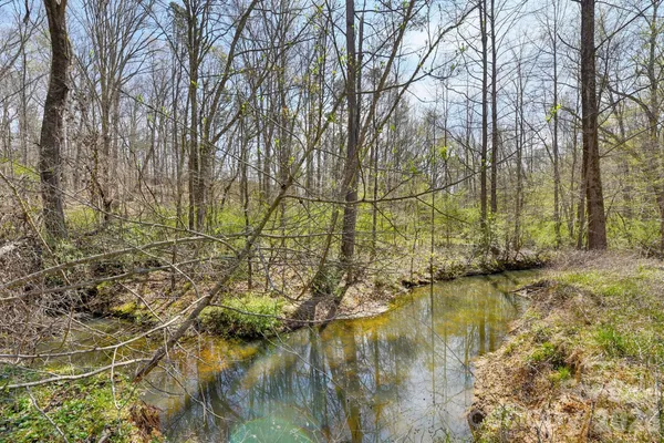 $424,999 | 438 Cox Lake Road, Stanley, NC 28164
