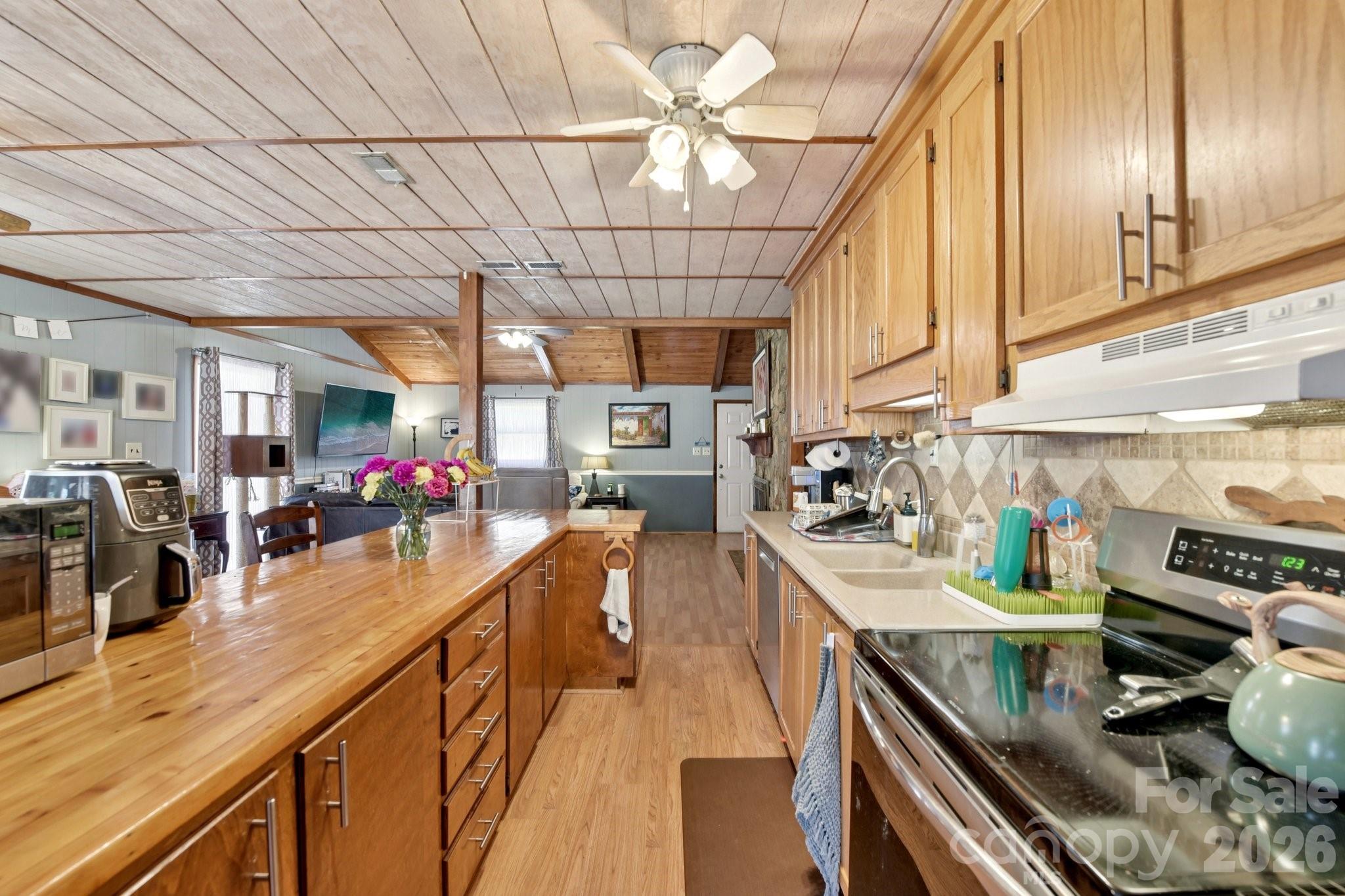 438 Cox Lake Road Stanley, NC 28164 - Photo 8 of 34