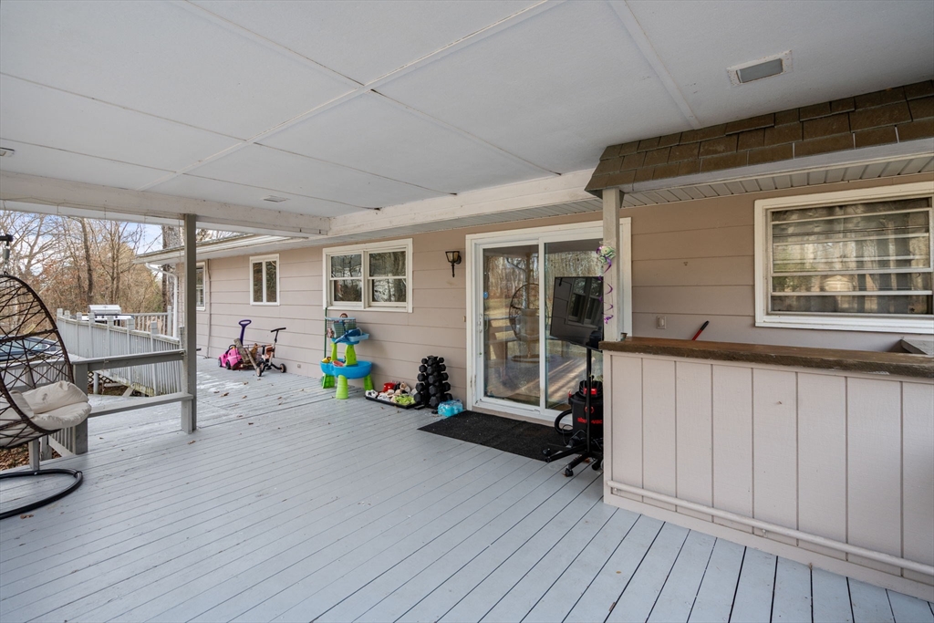 46 Ramshorn Road Dudley, MA 01571 - Photo 39 of 39 a living room with furniture and a window