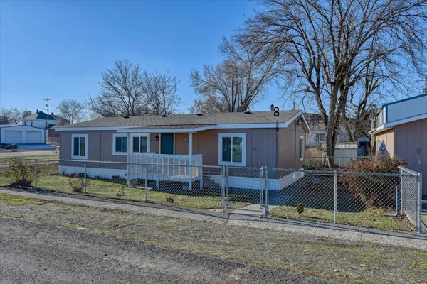 $199,900 | 214 South B Street, Sprague, WA 99032