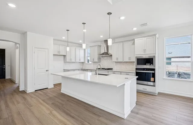 $549,990 | 2922 Cliffside Drive, Celina, TX 75009