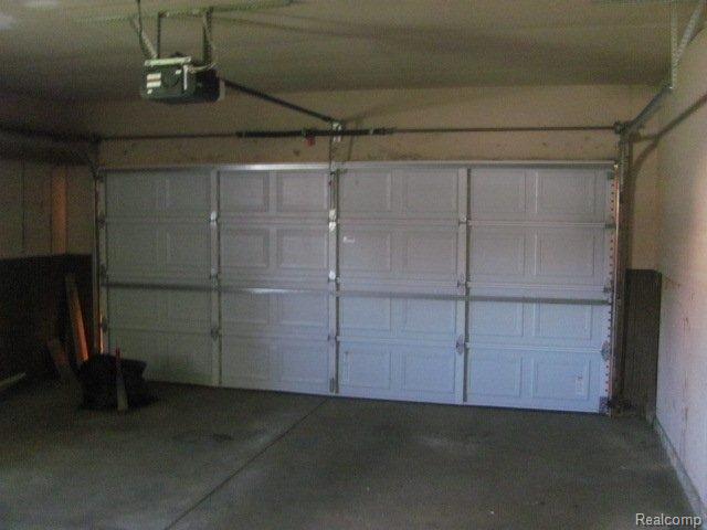 5211 North Georgetown Road Grand Blanc, MI 48439 - Photo 12 of 12 32 garage interior.jpg