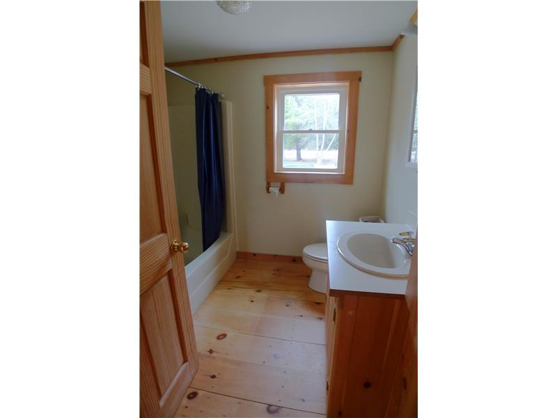 918 Boothbay Road Edgecomb, ME 04556 - Photo 12 of 16 Bathroom.