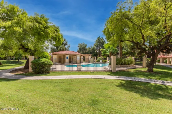 $318,800 | 5808 East Brown Road, Unit 90, Mesa, AZ 85205