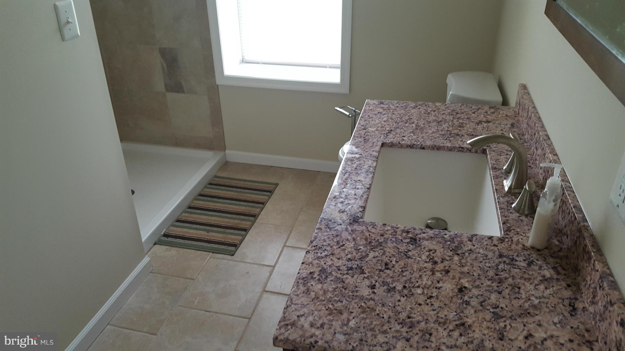 5906 Conover Road Taneytown, MD 21787 - Photo 10 of 25 Bath