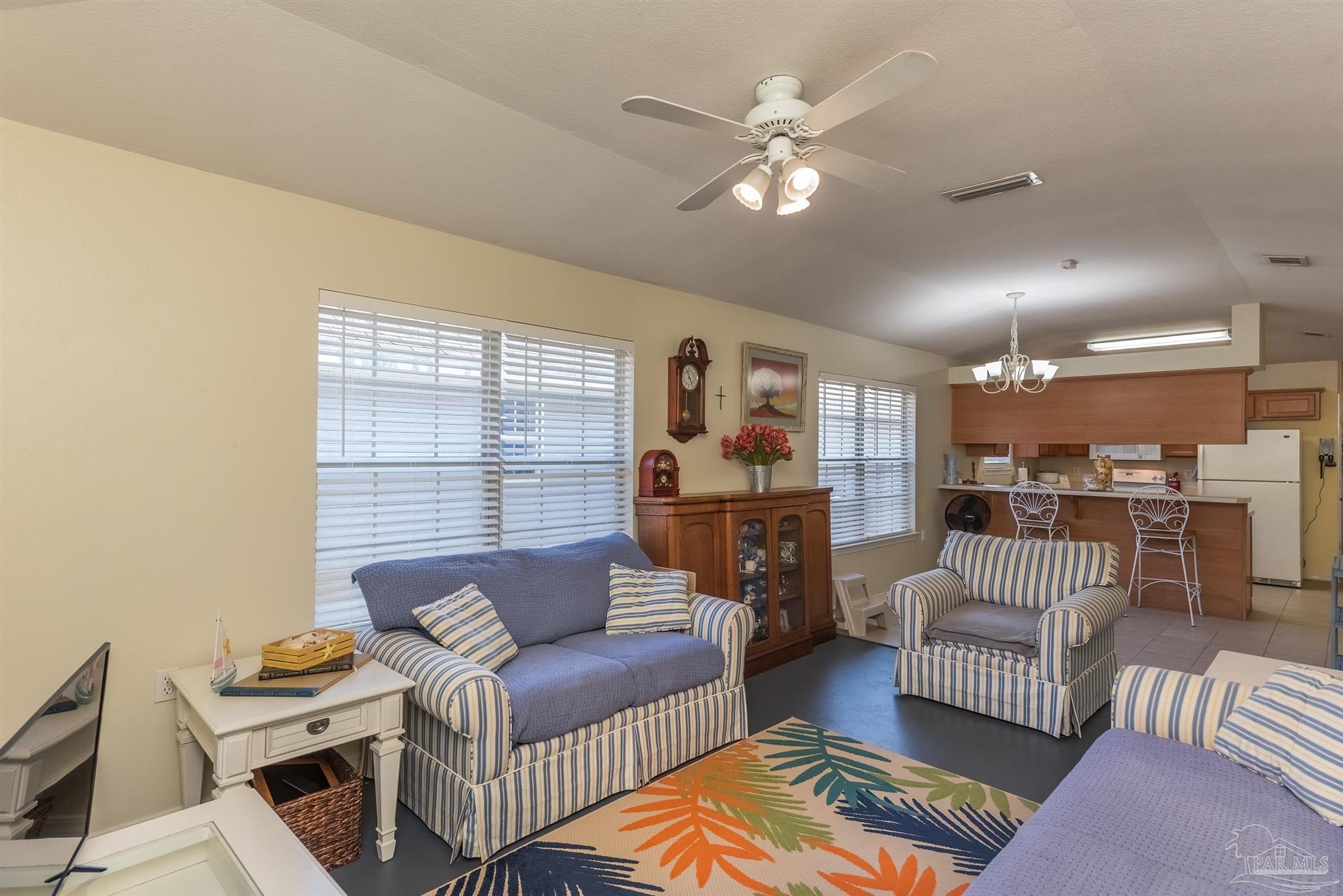 1237 Brownfield Road Pensacola, FL 32526 - Photo 8 of 26