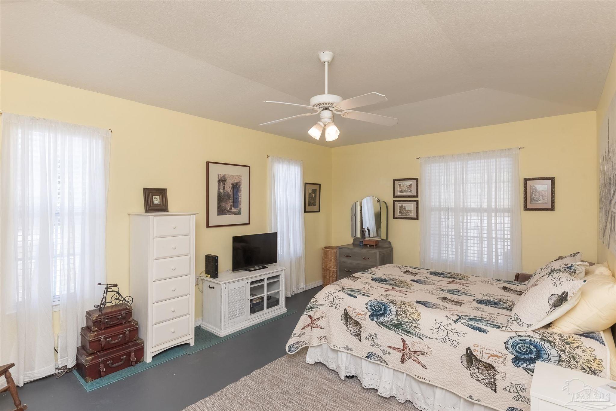 1237 Brownfield Road Pensacola, FL 32526 - Photo 9 of 26