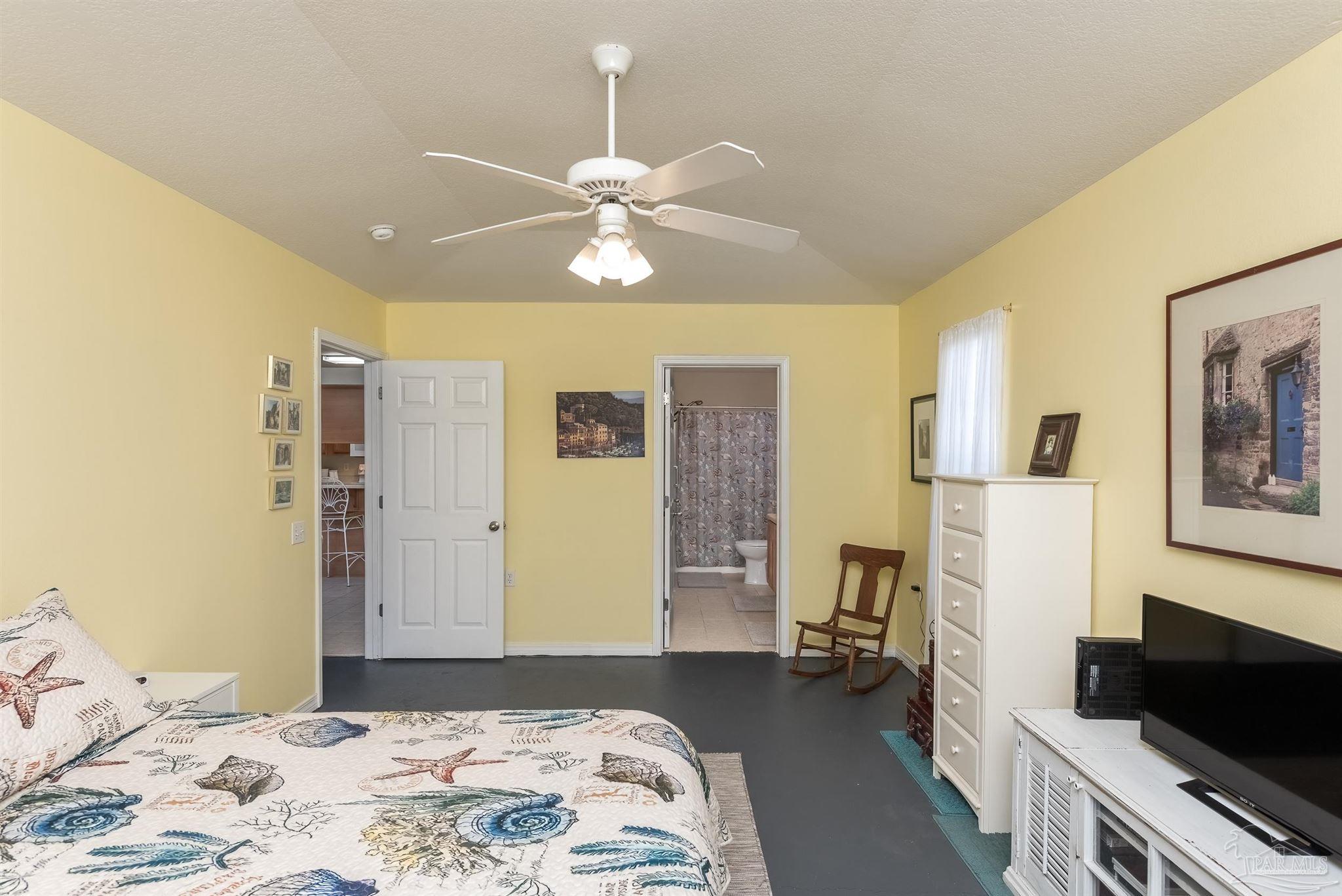1237 Brownfield Road Pensacola, FL 32526 - Photo 10 of 26