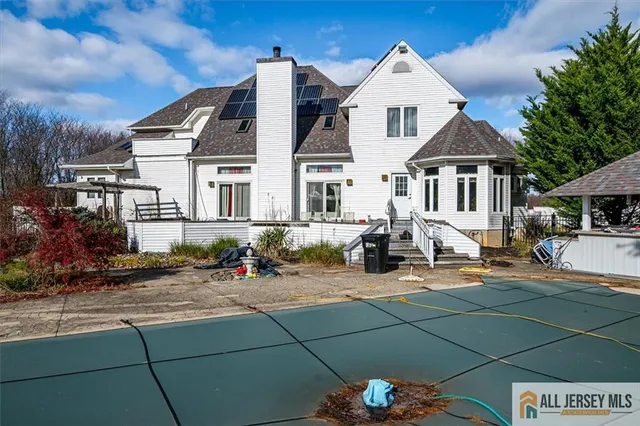 $899,000 | 824 Windsor Perrineville Road, East Windsor, NJ 08520