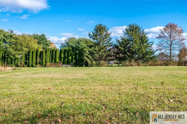 $899,000 | 824 Windsor Perrineville Road, East Windsor, NJ 08520