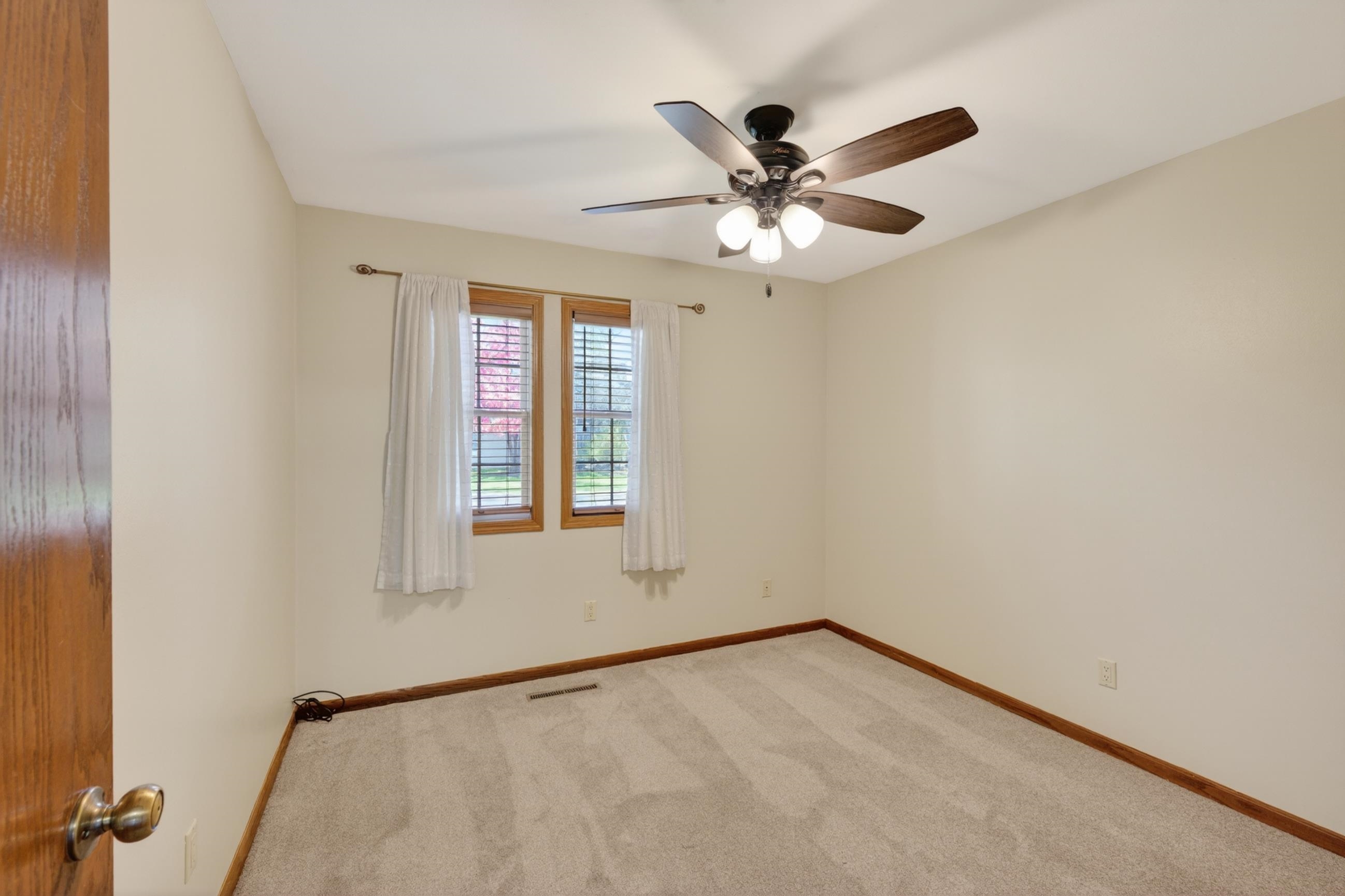 7832 East Oakbridge Way Madison, WI 53717 - Photo 20 of 34