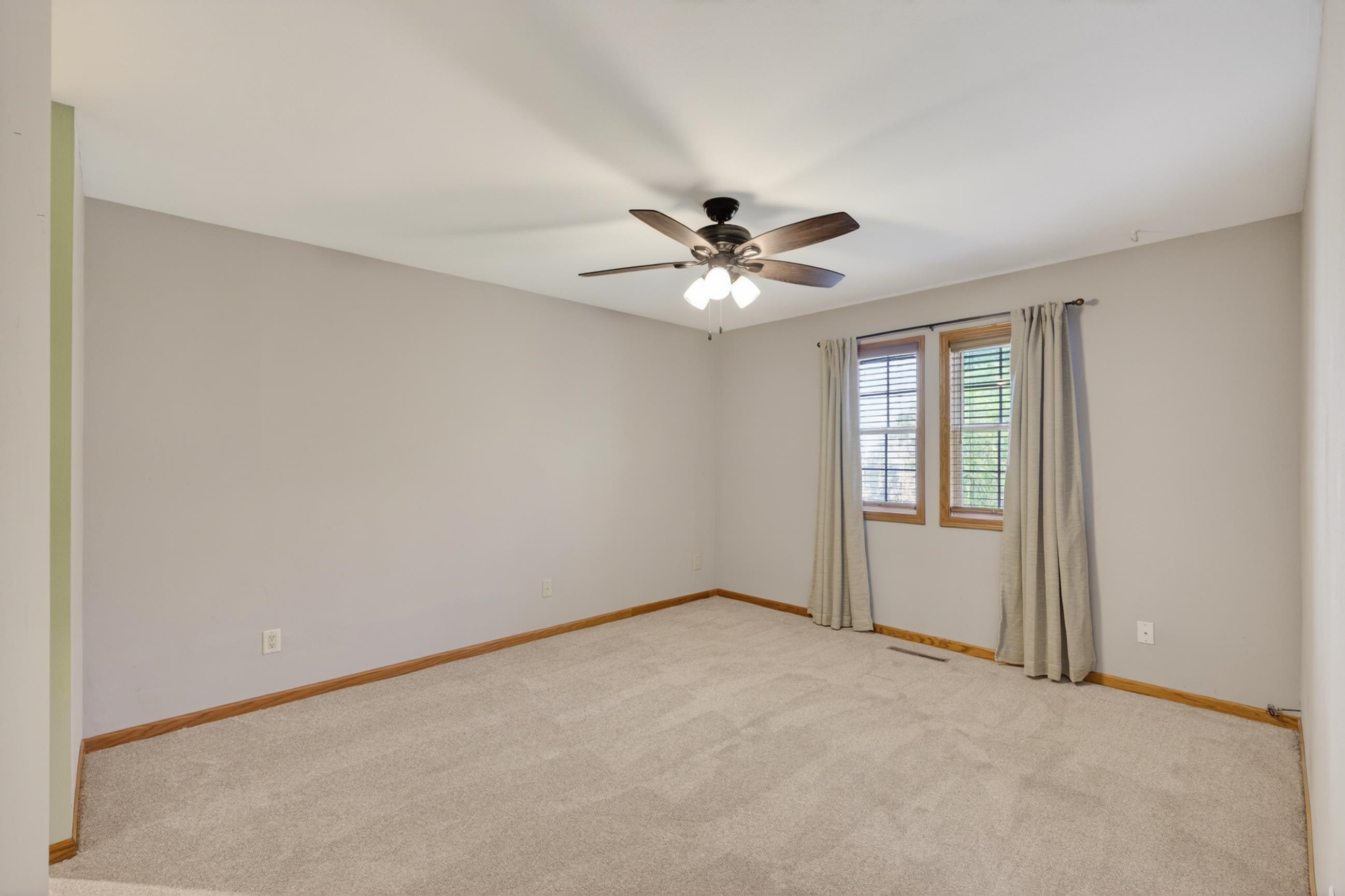 7832 East Oakbridge Way Madison, WI 53717 - Photo 22 of 34