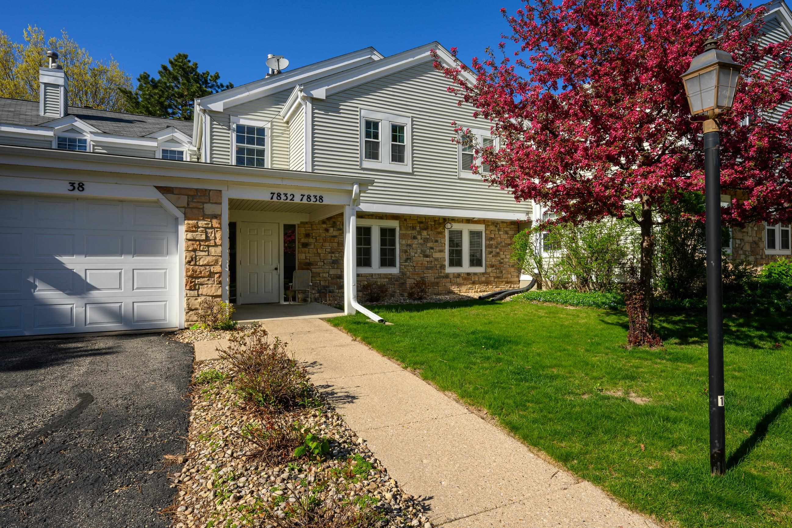 7832 East Oakbridge Way Madison, WI 53717 - Photo 29 of 34