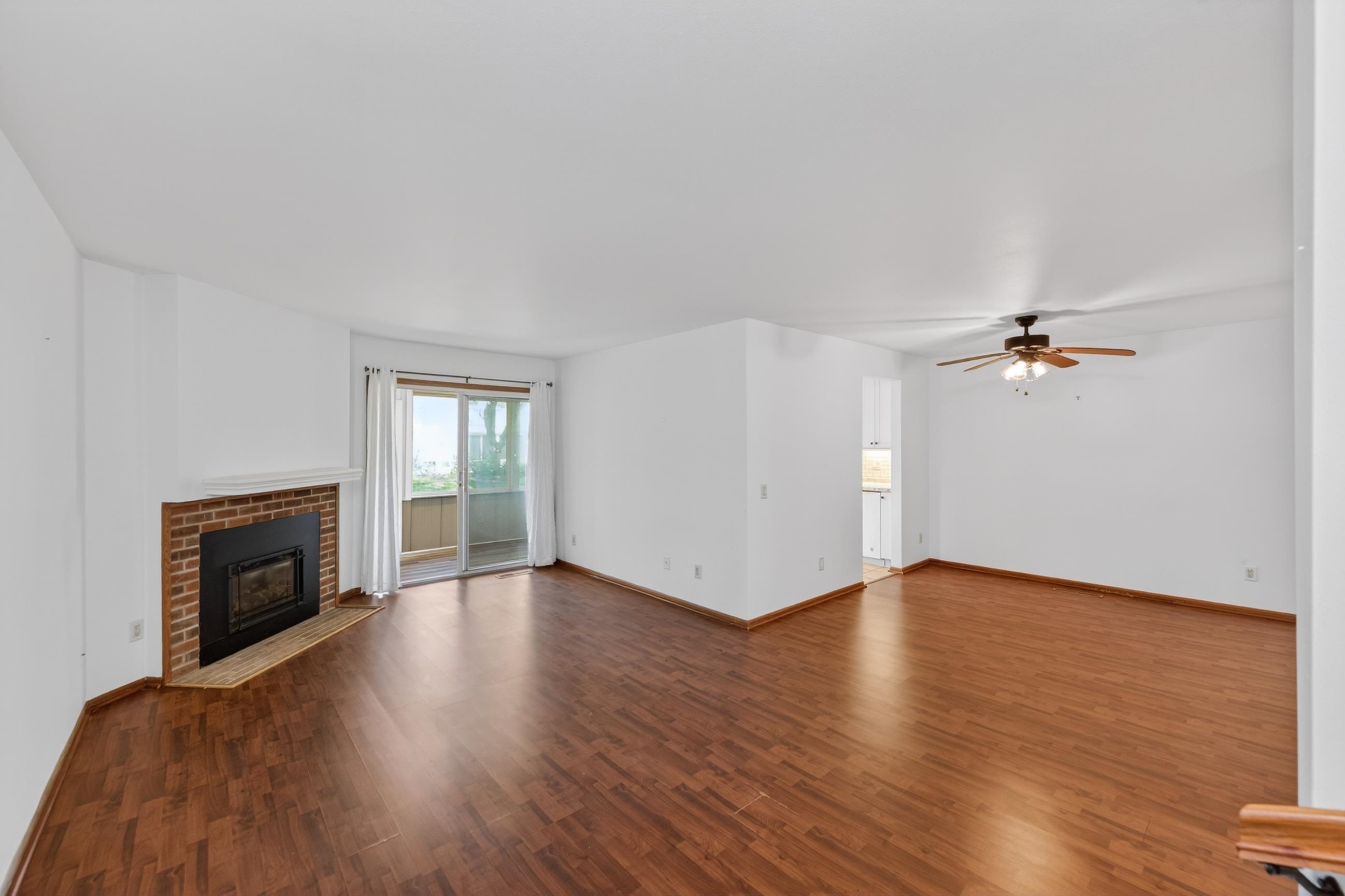 7832 East Oakbridge Way Madison, WI 53717 - Photo 9 of 34