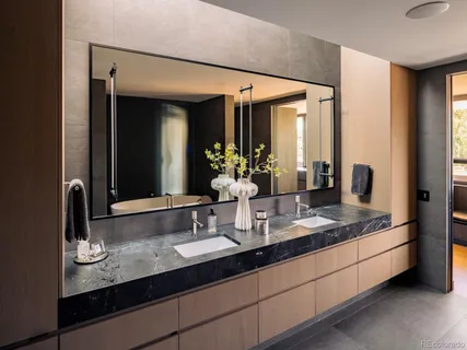 $7,895,000 | 2600 East Cedar Avenue, Denver, CO 80209