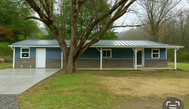 $218,900 | 3337 Hartsville Road, Lafayette, TN 37083