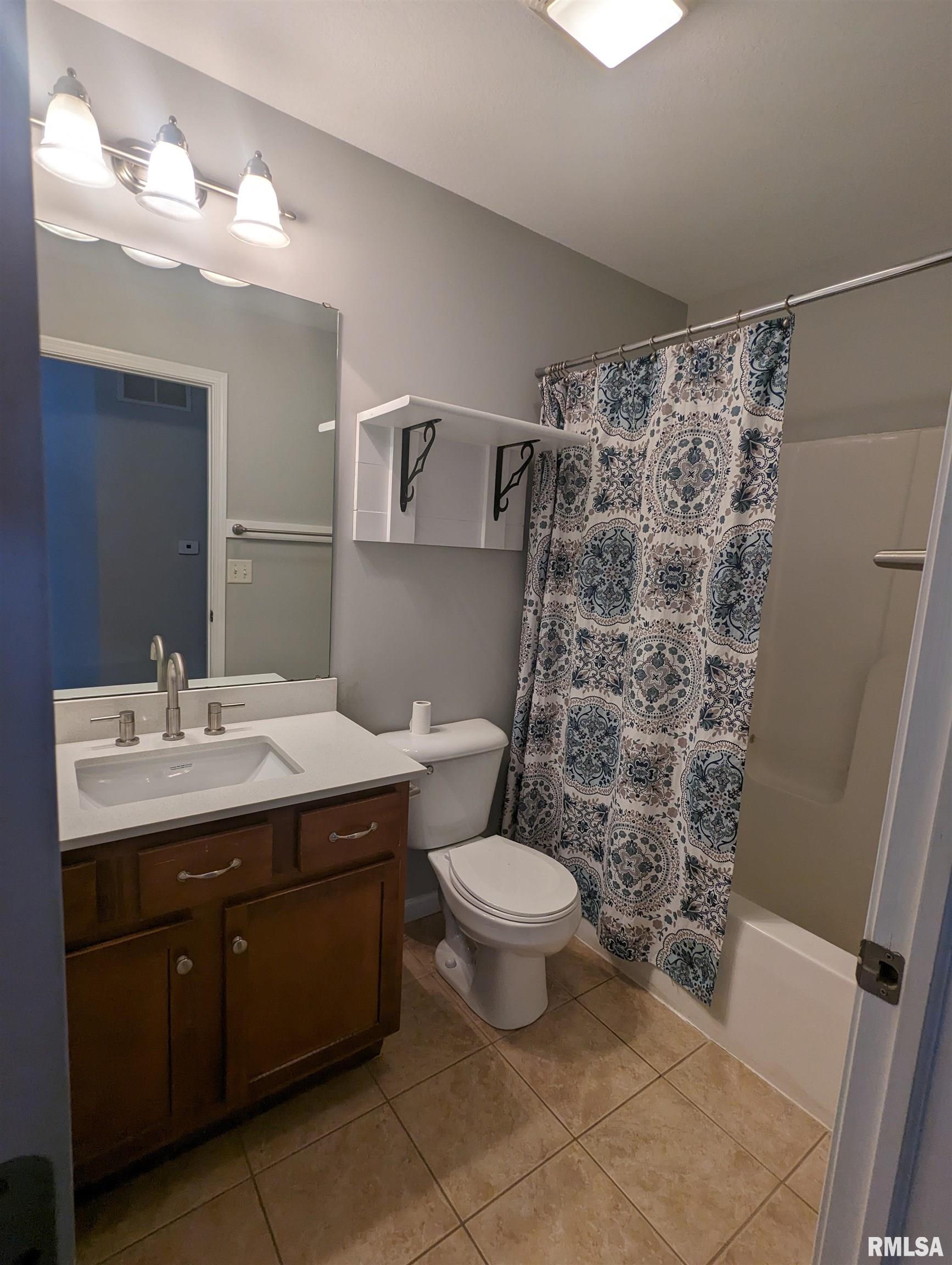 1400 West Cloverdale Road Chillicothe, IL 61523 - Photo 13 of 68 Gallery Image 13