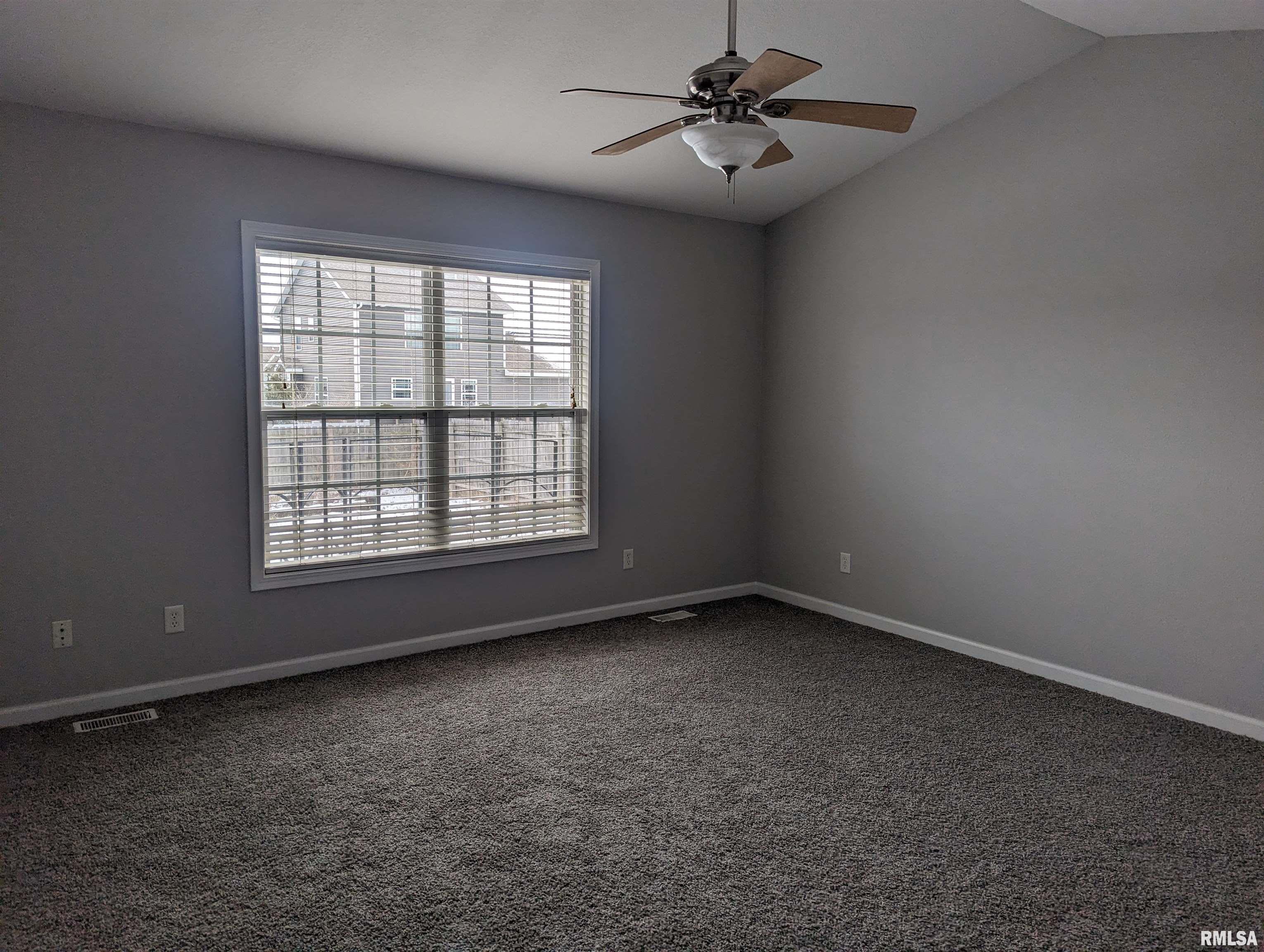 1400 West Cloverdale Road Chillicothe, IL 61523 - Photo 17 of 68 Gallery Image 17