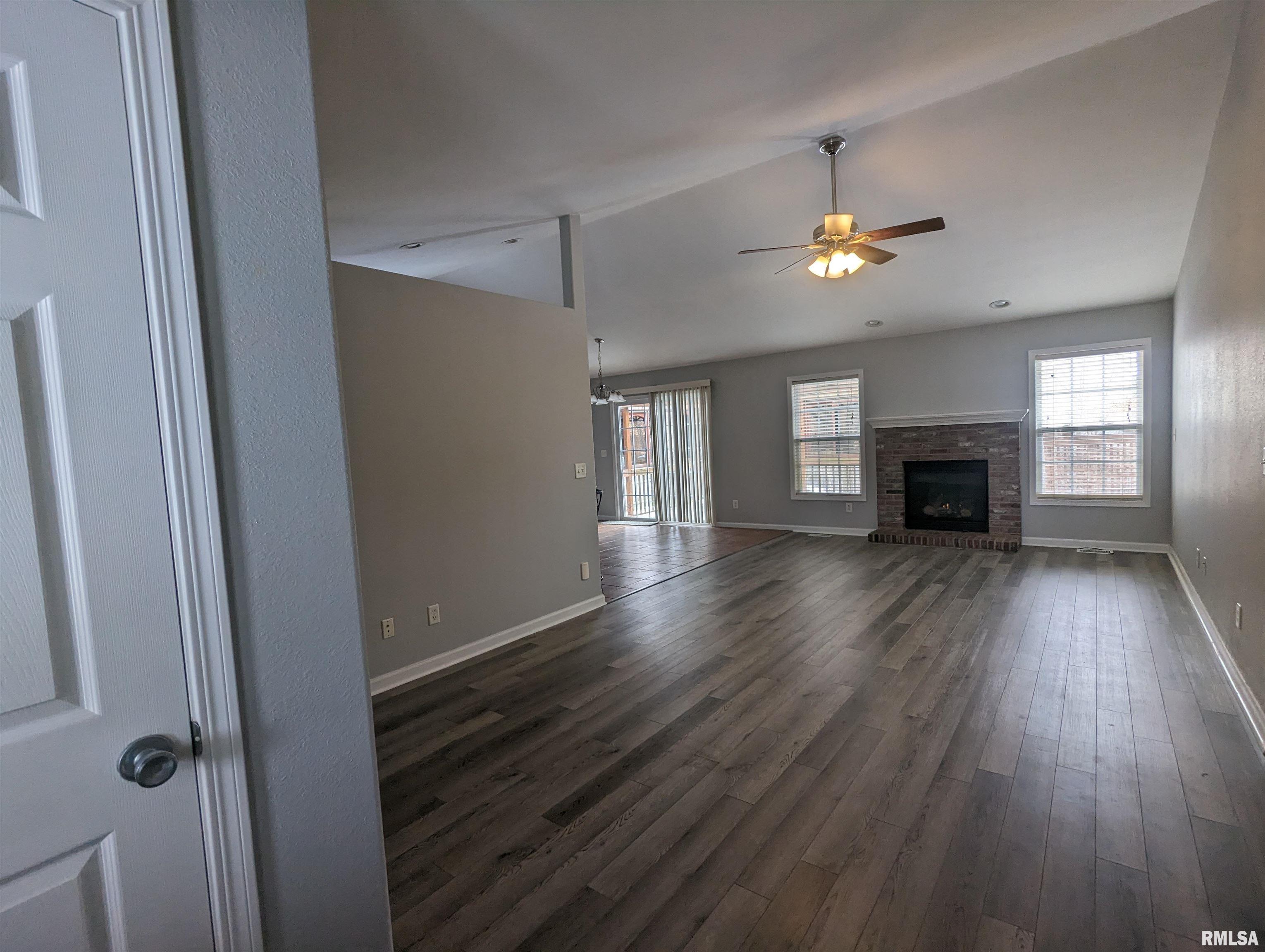 1400 West Cloverdale Road Chillicothe, IL 61523 - Photo 9 of 68 Gallery Image 9