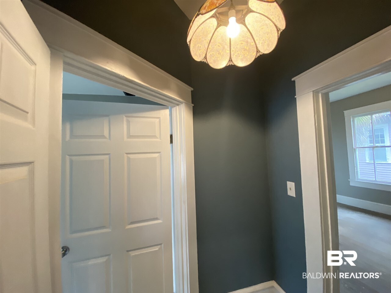18 Kenneth Street Mobile, AL 36607 - Photo 36 of 36 Hall