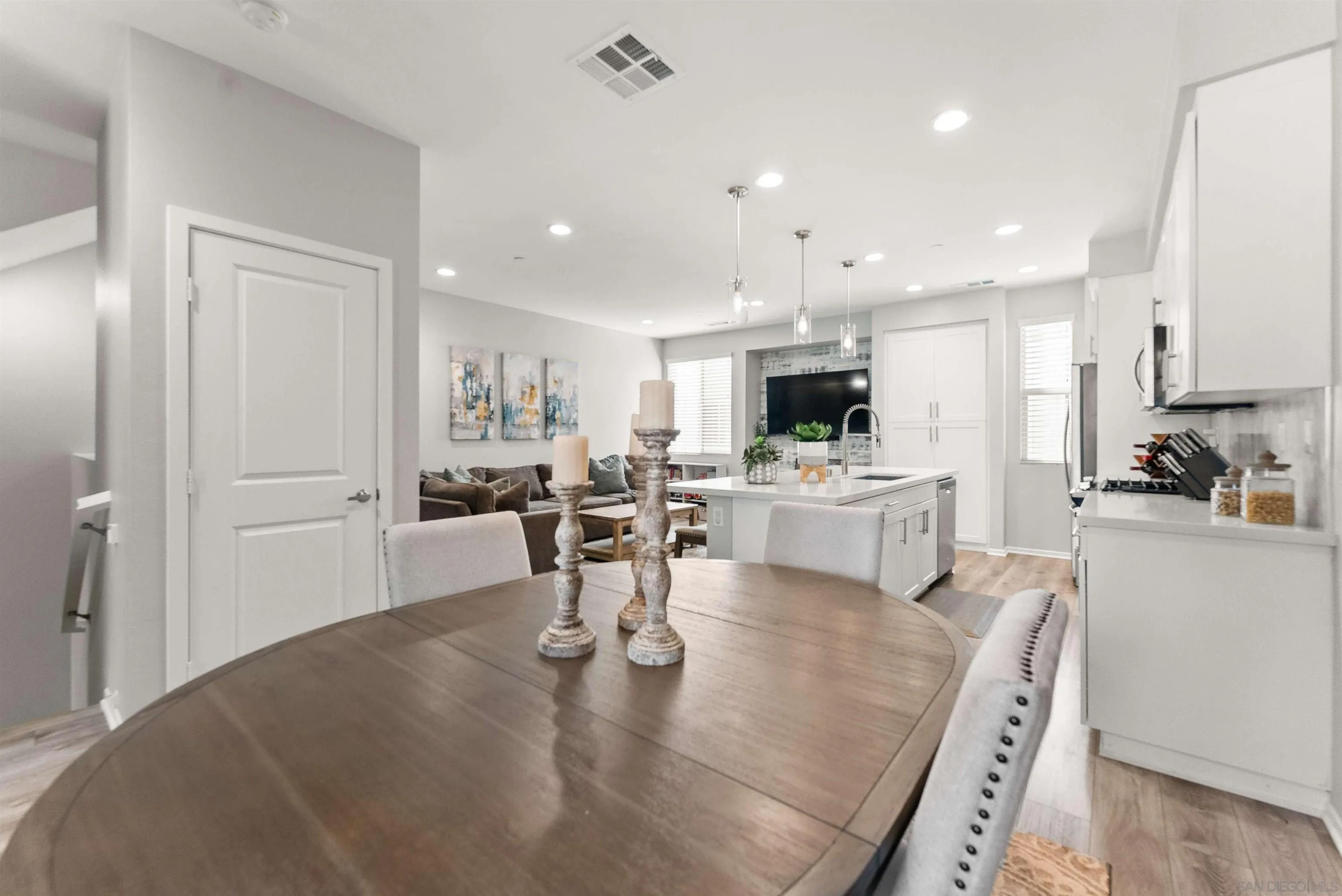 1291 Via Lucero Oceanside, CA 92056 - Photo 16 of 47